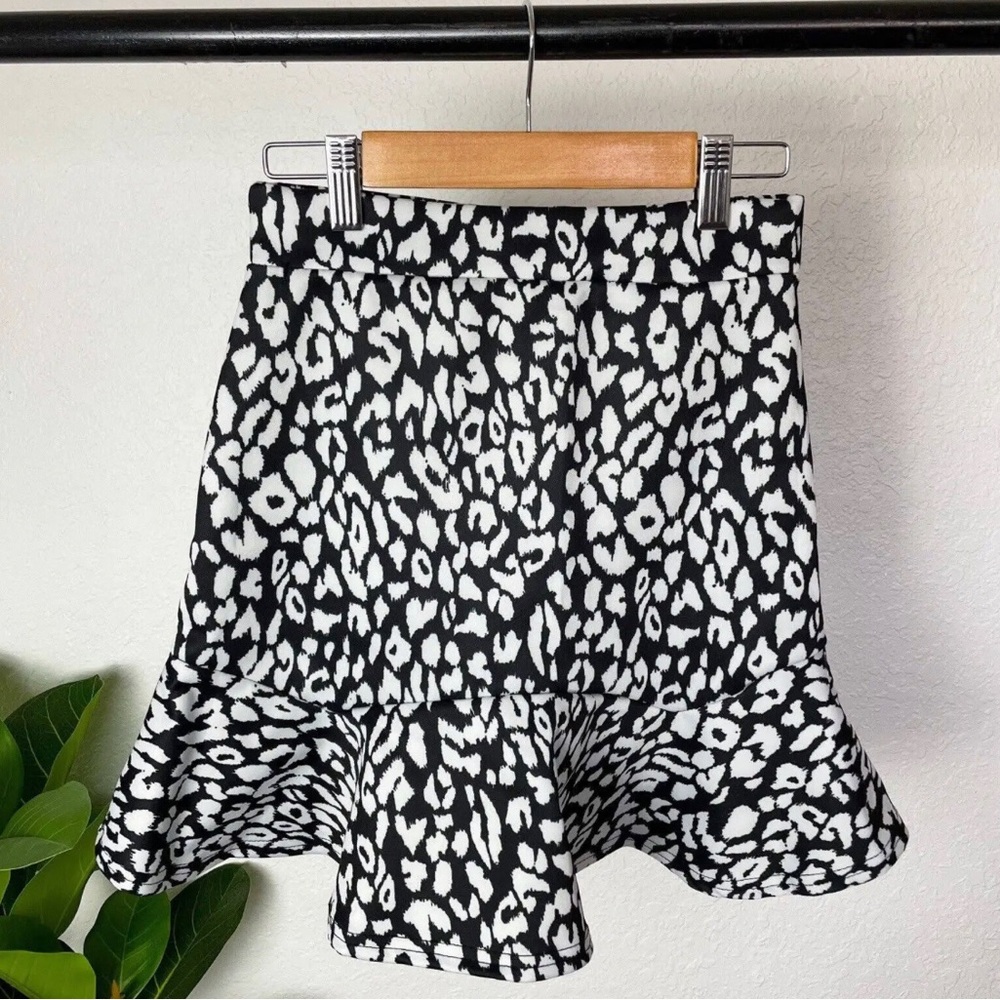 Nasty Gal | Leopard Print Ruffle Mini Skirt - US 8
